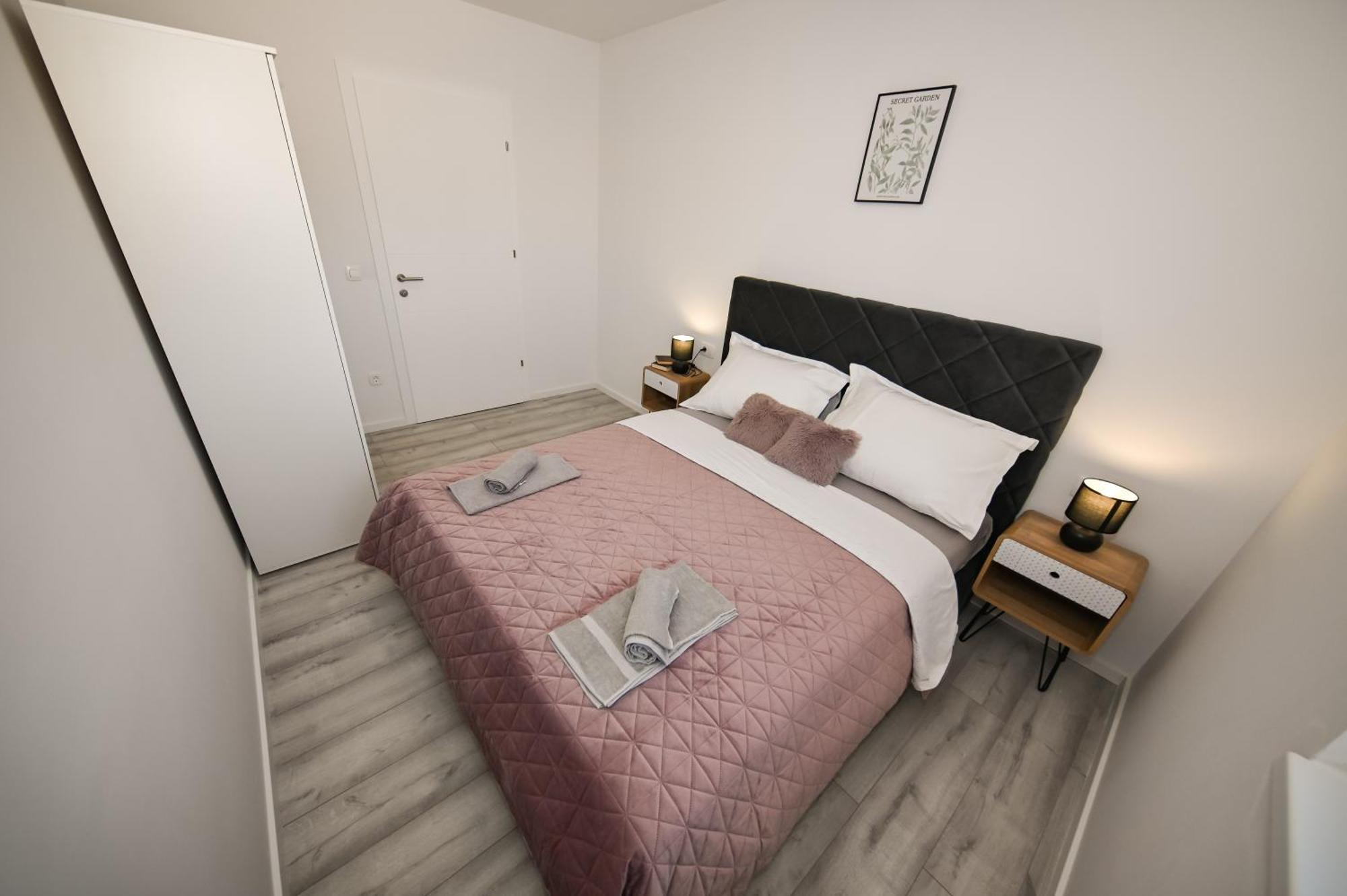 פוסדריה Veliki Apartman Petra חדר תמונה