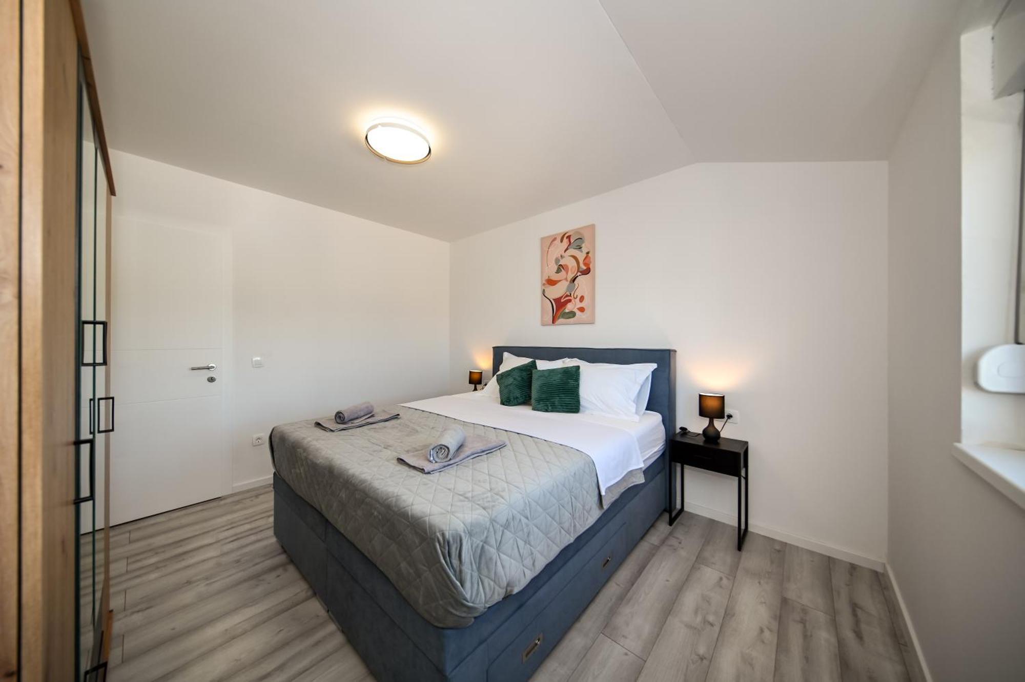 פוסדריה Veliki Apartman Petra מראה חיצוני תמונה
