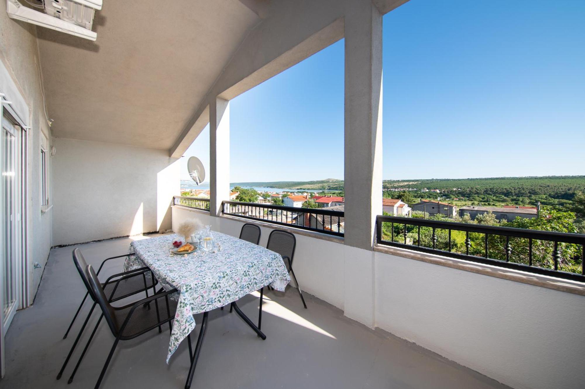פוסדריה Veliki Apartman Petra מראה חיצוני תמונה